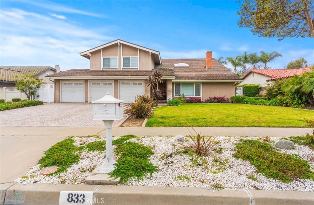 Fullerton, CA 92832 | 5 beds| 3 baths| $1,400,000